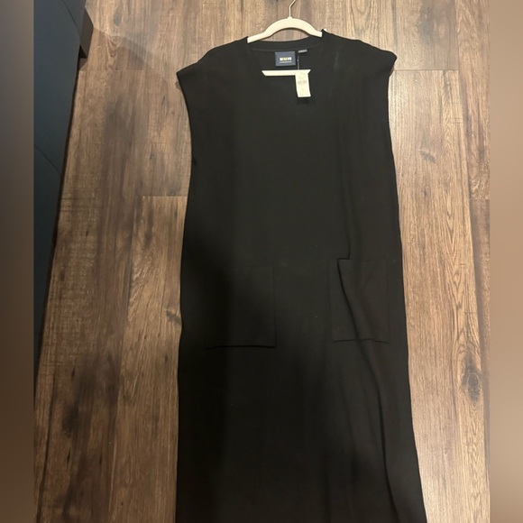 Maeve Dresses & Skirts - NWT Anthropologie Maeve black Knit Dress sz M